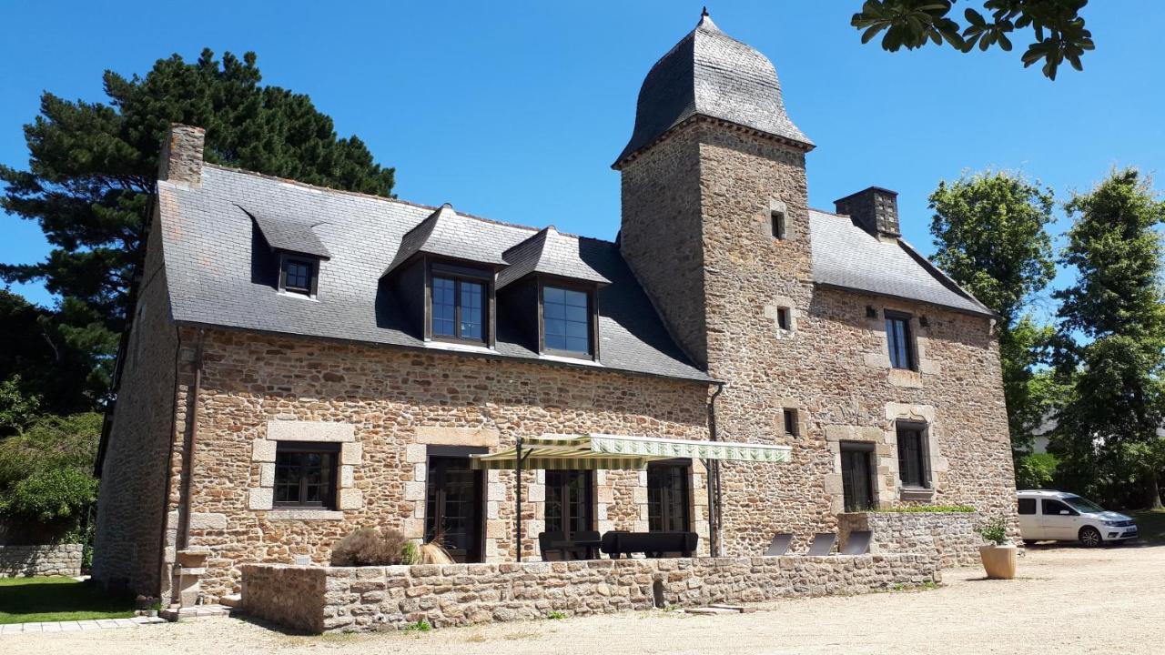 Petit Manoir Proche Dinan - Chambre D'Hotes Lanvallay Exterior foto